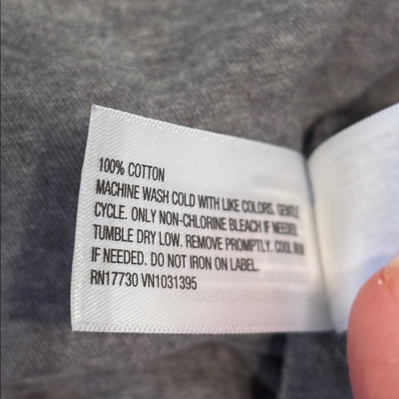 Bundle of Universal Thread Cotton T-Shirts - Picture 8 of 11